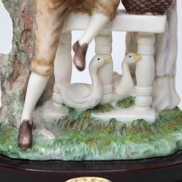 Ruby's Collection Romeo & Juliette Resin Wood Figurine Art Decor Romance Love - Picture 2 of 9